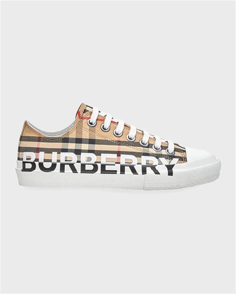 burberry larkhall logo low-top sneakers|Burberry Larkhall Low.